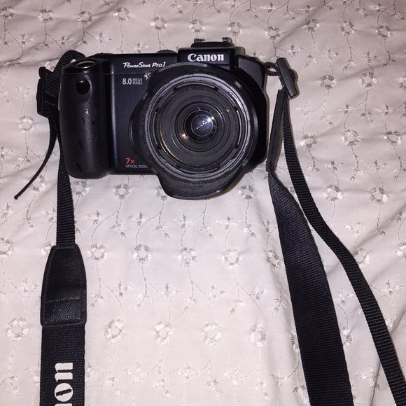 Canon Camera - Picture 1 of 5